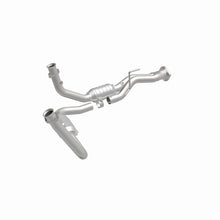 Load image into Gallery viewer, MagnaFlow Direct Fit Catalytic Converter 05-06 Jeep Grand Cherokee 3.7L Y-Pipe Assembly - 49687
