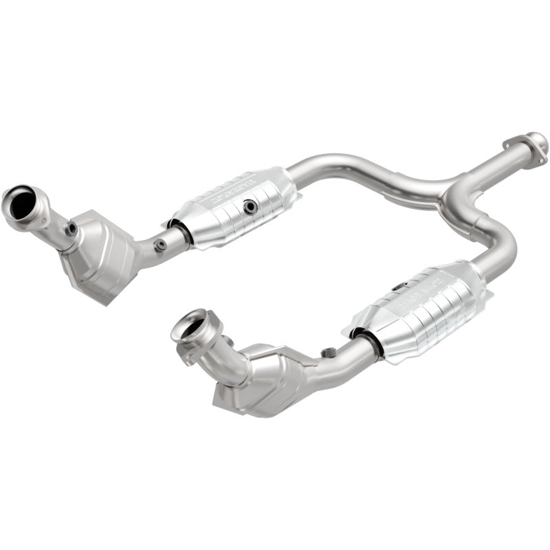 MagnaFlow Direct Fit Catalytic Converter 99/01-03 Ford Mustang 3.8L - 444063