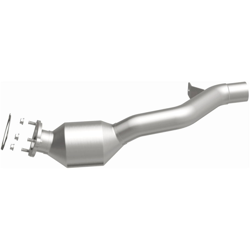 MagnaFlow 10-11 Cayenne V8 4.8 OEM Underbody Direct Fit Converter - 21-595