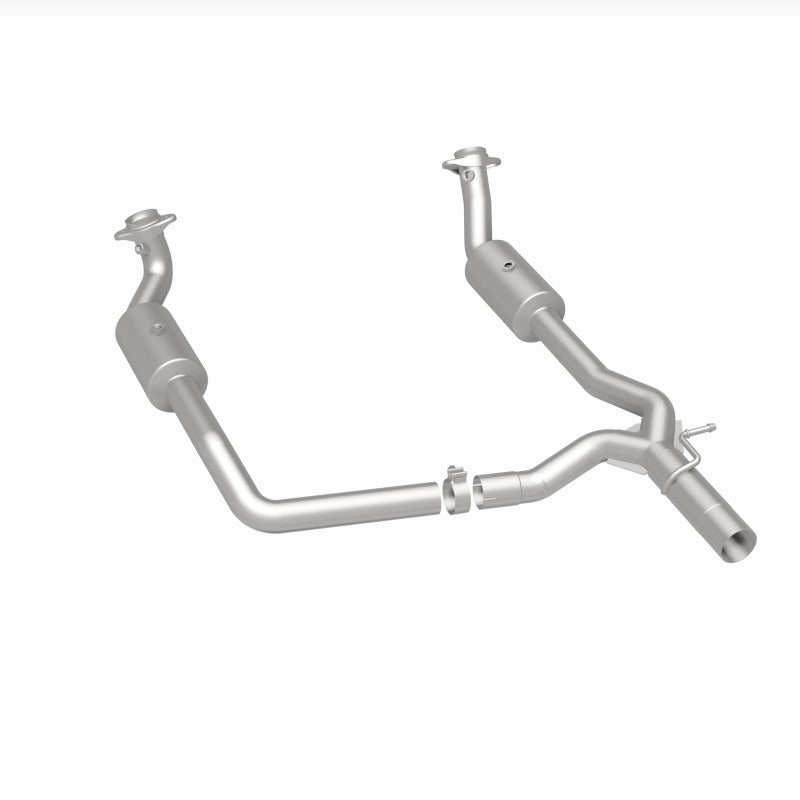 MagnaFlow 09-13 Ford E-350 Super Duty V10 6.8 OEM Underbody Direct Fit Catalytic Converter - 21-599