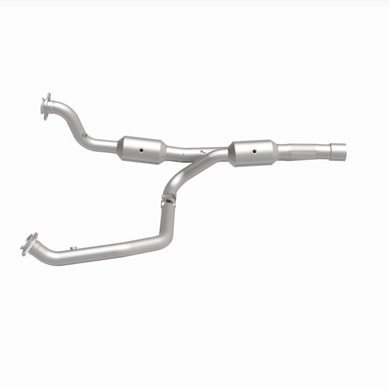 Magnaflow 15-16 Ram 2500 6.4L California Grade CARB Compliant DF Catalytic Converter - 5551513
