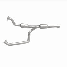 Load image into Gallery viewer, Magnaflow 15-16 Ram 2500 6.4L California Grade CARB Compliant DF Catalytic Converter - 5551513