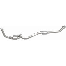 Load image into Gallery viewer, MagnaFlow 98-00 Toyota Sienna 3.0L Direct Fit Converter - 447163
