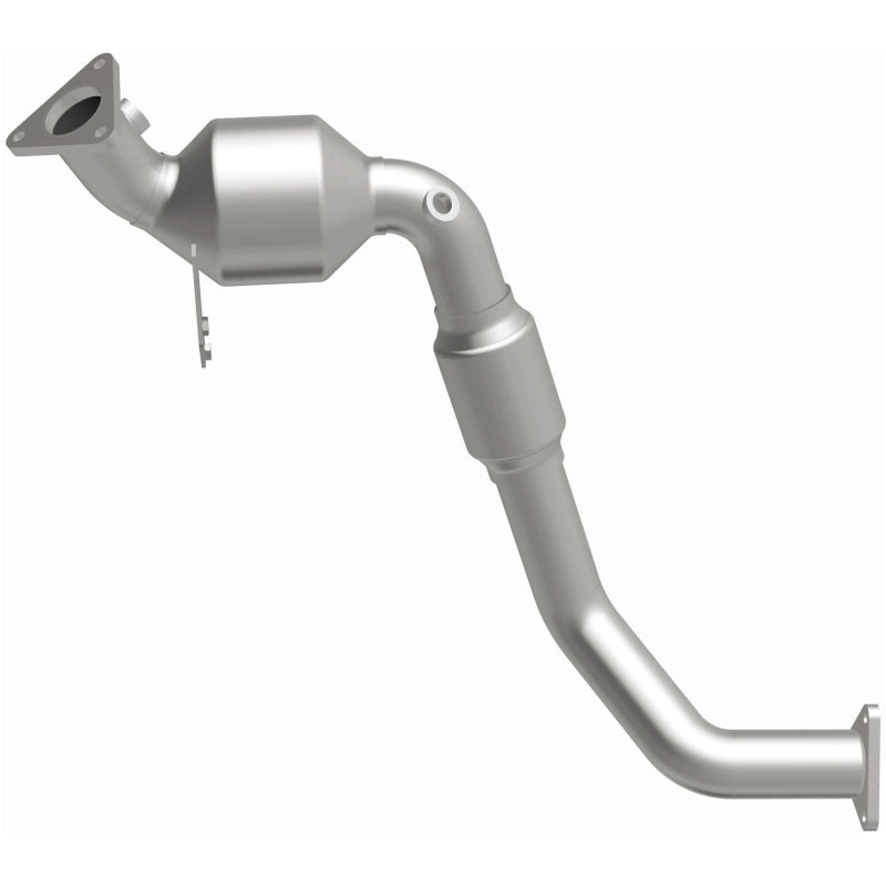 MagnaFlow Direct Fit Catalytic Converter 07 VW Touareg 3.6L Rear close - 51947