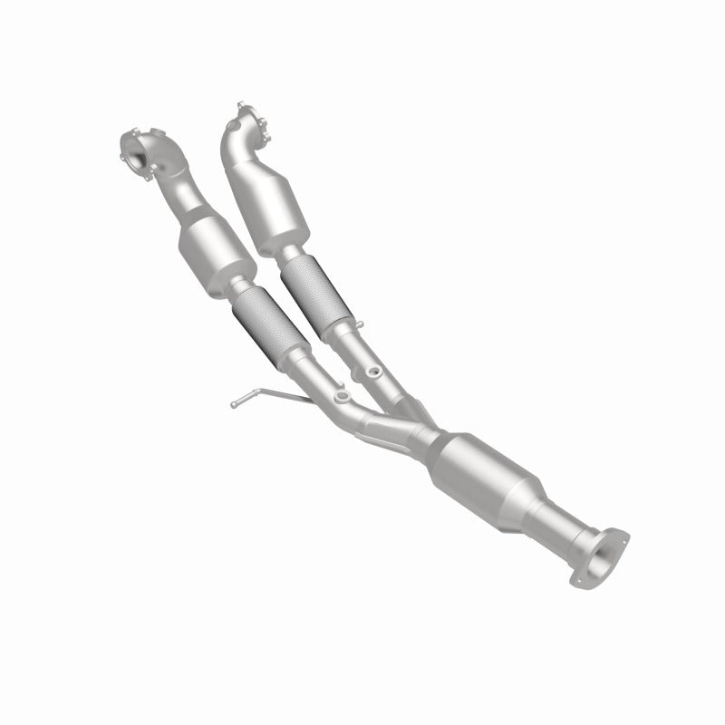 MagnaFlow 02-05 S80 2.9 L Underbody Direct Fit Converter - 52160