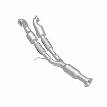 Load image into Gallery viewer, MagnaFlow 02-05 S80 2.9 L Underbody Direct Fit Converter - 52160
