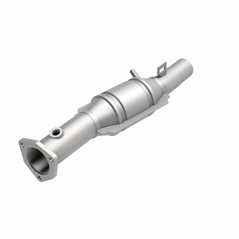 MagnaFlow Direct Fit Catalytic Converter 95 Volkswagen Golf 2.8L - 23713