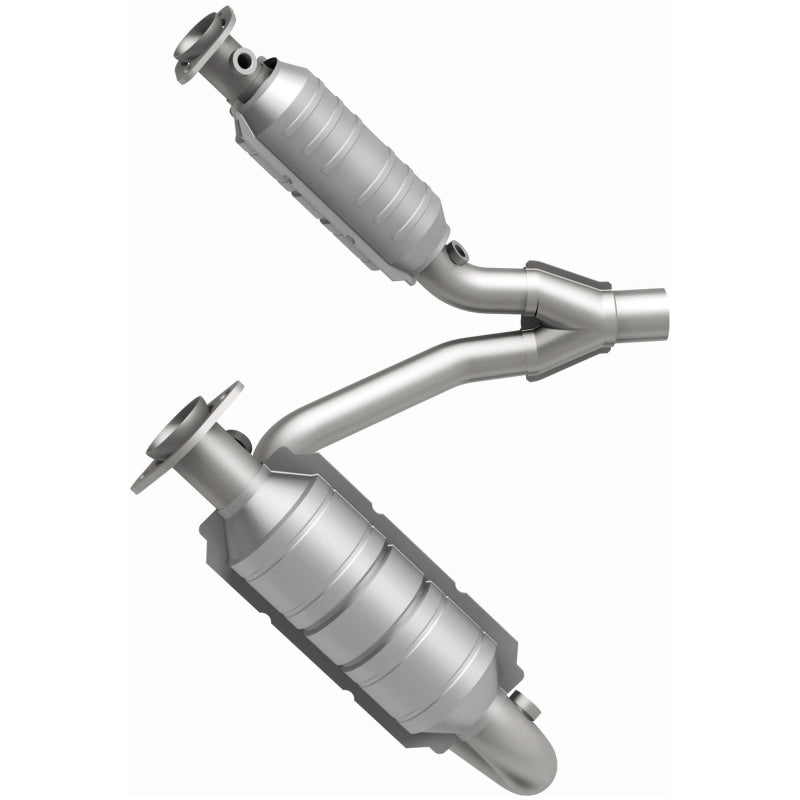 MagnaFlow 06 Mitsubishi Raider Direct Fit Catalytic Converter (California) - 4451627