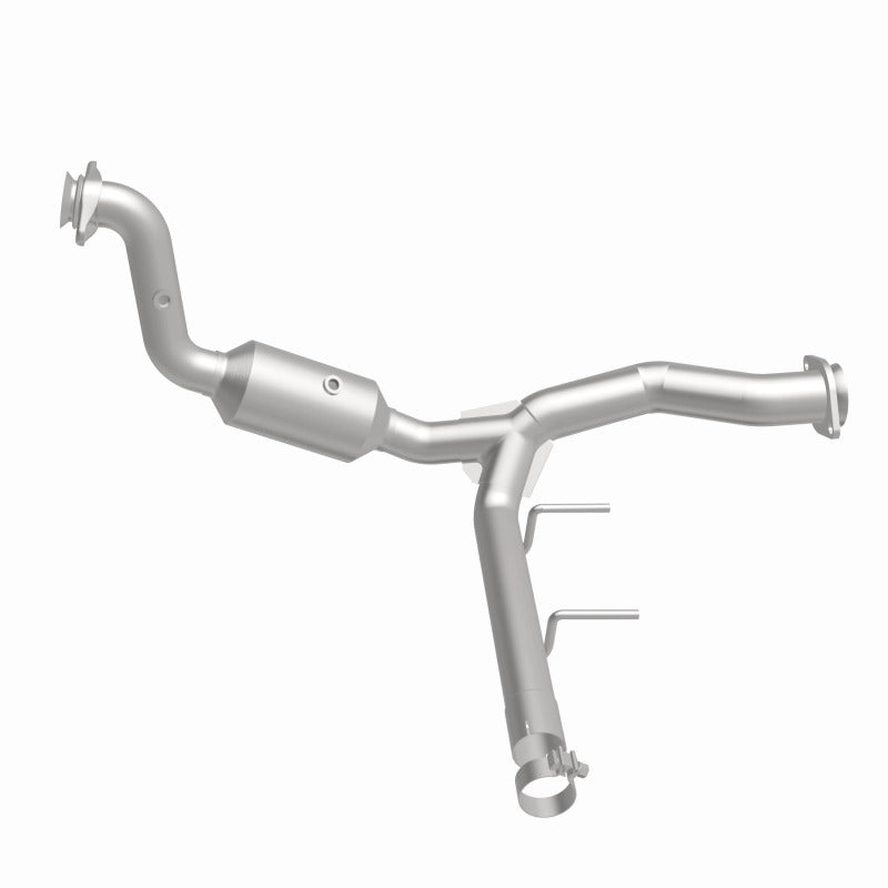 MagnaFlow Direct Fit Catalytic Converter 15-17 Ford F150 V6 2.7L OEM Underbody - 21-471
