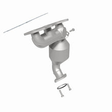 Load image into Gallery viewer, MagnaFlow Direct Fit Catalytic Converter 11-15 Sienna 3.5 Manifold - 52548