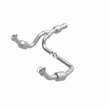Load image into Gallery viewer, MagnaFlow 11-15 GMC Yukon 6.2L Direct Fit Converter - 5582616