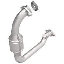 Load image into Gallery viewer, MagnaFlow Direct Fit Catalytic Converter Ford-Mercury 21.13X5X4 2/2 - 23336