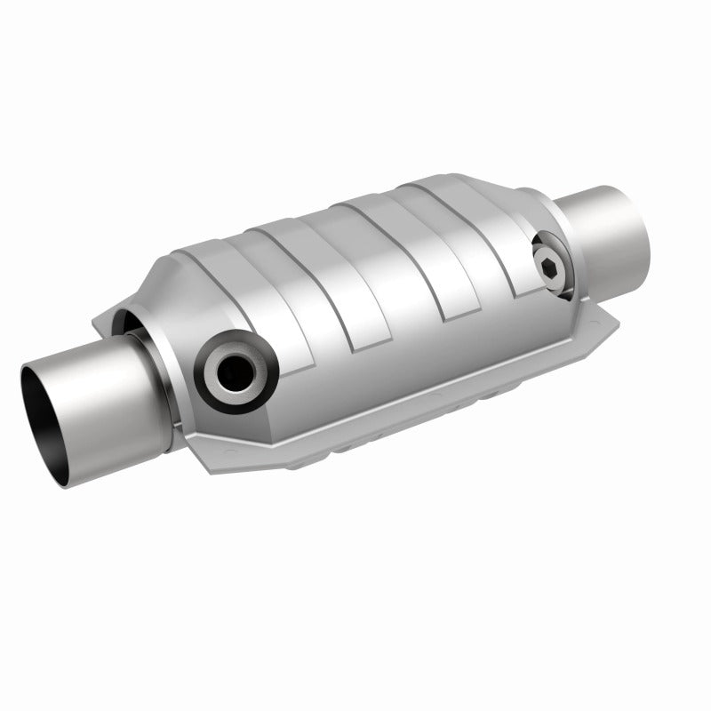MagnaFlow Universal Catalytic Converter 3 W/Dual O2 Boss - 94169