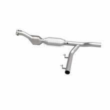 Load image into Gallery viewer, MagnaFlow Direct Fit Catalytic Converter 97-98 Ford Trucks 4.6L - 447134