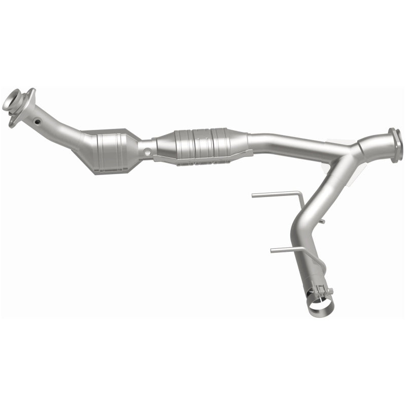 MagnaFlow Direct Fit Catalytic Converter 03-04 Ford Expedition 5.4L V8 Passenger Side - 24414