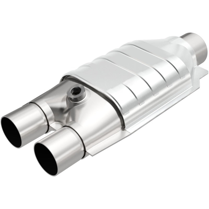 MagnaFlow 2in./2.5in. D/S T1 Universal Converter - 3391037
