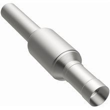 Load image into Gallery viewer, MagnaFlow Direct Fit Catalytic Converter 90-95 Chevrolet C2500 4.3L/5.7L/7.4L - 3391477