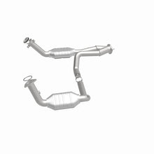 Load image into Gallery viewer, MagnaFlow Conv DF 02-06 Cadillac Escalade / 02-06 Chevy Avalanche 5.3L Dual Conv Y-Pipe Assembly 2WD - 93419