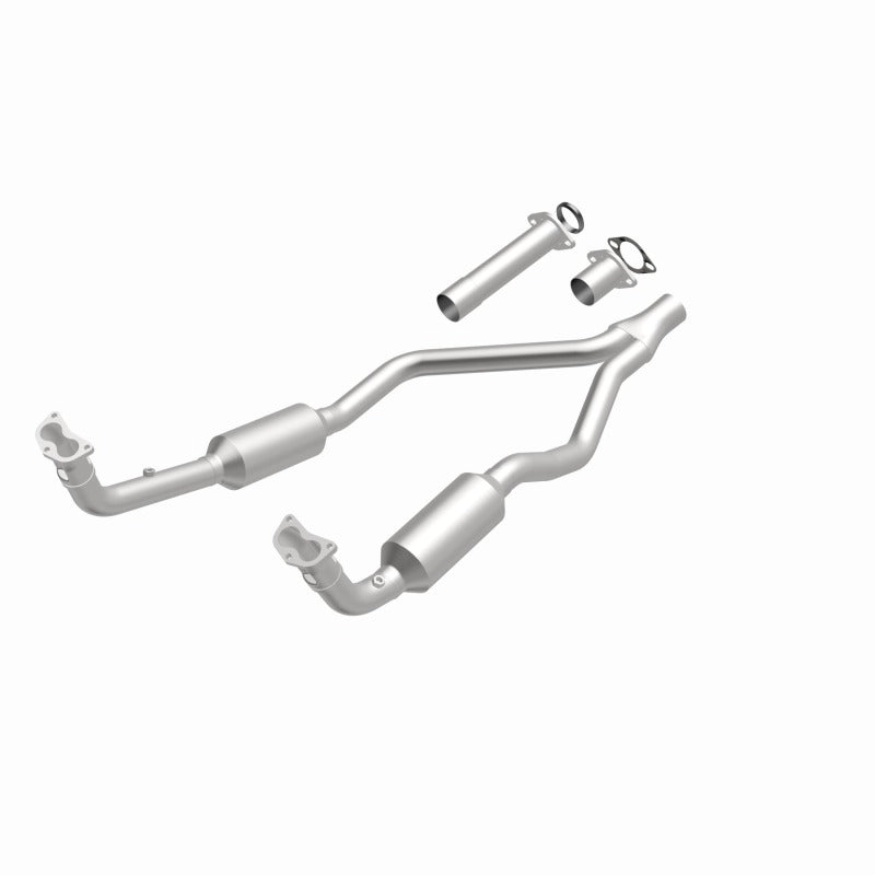 MagnaFlow Direct Fit Catalytic Converter 90-93 Land Rover Range Rover 3.9L V8 - 3391821