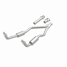Load image into Gallery viewer, MagnaFlow Direct Fit Catalytic Converter 90-93 Land Rover Range Rover 3.9L V8 - 3391821