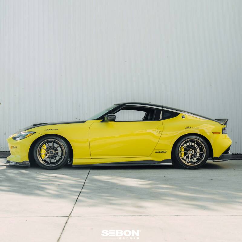Seibon 2023+ Nissan Z MB-Style Carbon Fiber Side Skirt - SS22NSZ-MB