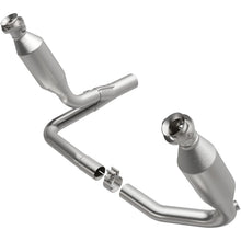 Load image into Gallery viewer, MagnaFlow 2004 Dodge Dakota 3.7L Direct Fit Catalytic Converter - 4651657