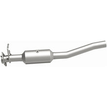 Load image into Gallery viewer, MagnaFlow 16-19 Ford F-53 V10 6.8L Underbody Direct-Fit Catalytic Converter - 280447