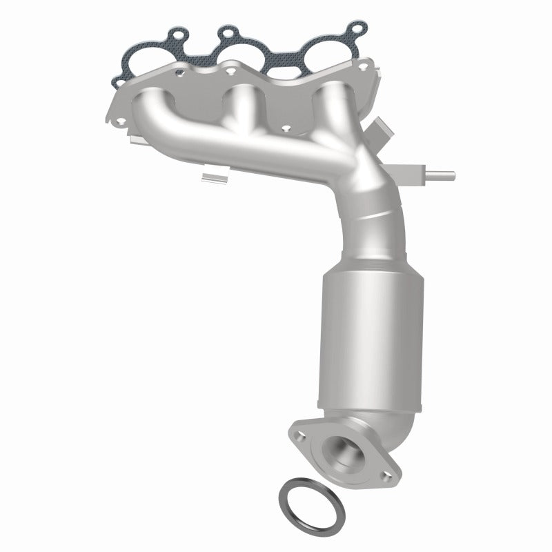 MagnaFlow Direct Fit Catalytic Converter 14-15 Toyota Highlander 3.5L Manifold - 52545
