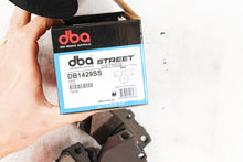 Load image into Gallery viewer, DBA 03-08 Pontiac Vibe (FWD) Rear Street Series Brake Pads - DB1429SS