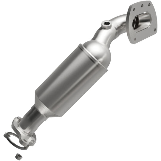 MagnaFlow Direct Fit Catalytic Converter 16-19 Toyota Tacoma 3.5L PS - 22-212