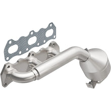 Load image into Gallery viewer, MagnaFlow Direct Fit Catalytic Converter 00 Suzuki Grand Vitara 2.5L - 49043