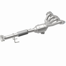 Load image into Gallery viewer, MagnaFlow 15-17 Fusion L4 2 OEM Manifold Direct Fit Converter - 22-165