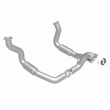 Load image into Gallery viewer, MagnaFlow 11-17 Ford F-250 Super Duty 6.2L Direct Fit Converter - 5551297