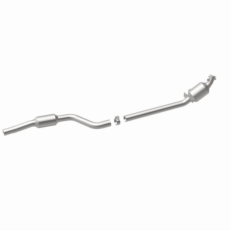 MagnaFlow 12-14 C350 V6 3.5 OEM Underbody Direct Fit Converter - 21-448