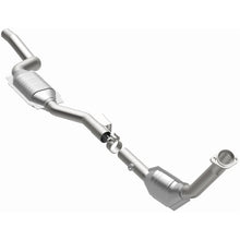 Load image into Gallery viewer, MagnaFlow Direct Fit Catalytic Converter 2003 ML350 3.7L Underbody - 52115