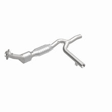 Load image into Gallery viewer, MagnaFlow Direct Fit Catalytic Converter 01-03 F150 5.4 Passenger Side OEM - 49622