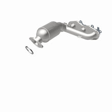 Load image into Gallery viewer, MagnaFlow 2011 Toyota Sienna 3.5L Direct Fit Converter - 5582556