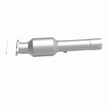 Load image into Gallery viewer, MagnaFlow 02-06 Sierra 2500HD 6.0L Direct Fit Converter - 21-989