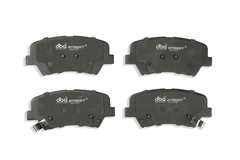 DBA 17-20 Hyundai Elantra (w/280mm Front Rotor) Front Street Series Brake Pads - DB2443SS
