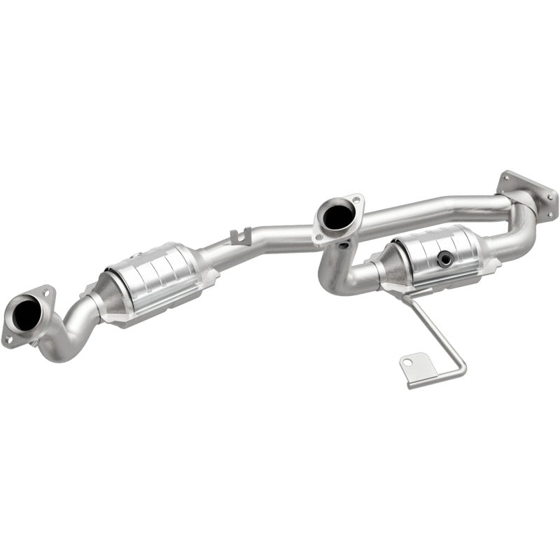 MagnaFlow Direct Fit Catalytic Converter 01-03 Windstar 3.8 OEM - 49624