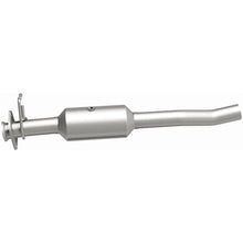 Load image into Gallery viewer, MagnaFlow 16-19 Ford F-650 V10 6.8L Underbody Direct Fit Catalytic Converter - 280445