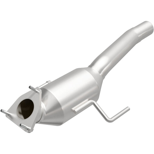 MagnaFlow Direct Fit Catalytic Converter 04-07 VW Touareg 4.2L Passenger Side - 51156