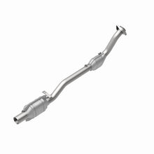 Load image into Gallery viewer, MagnaFlow Direct Fit Catalytic Converter 99-01 Ford Explorer 5.0L - 447120