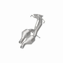 Load image into Gallery viewer, MagnaFlow Direct Fit Catalytic Converter 07 VW Touareg 3.6L Rear - 51957