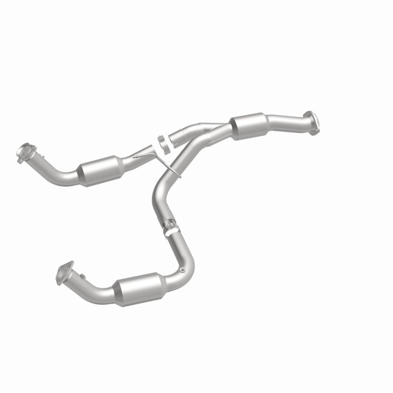 MagnaFlow 12-17 Chevrolet Express 3500 6.0L Direct Fit Converter - 5582113