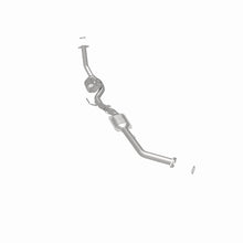 Load image into Gallery viewer, MagnaFlow 98-00 Sienna V6 3 OEM Underbody Direct Fit Converter - 52457