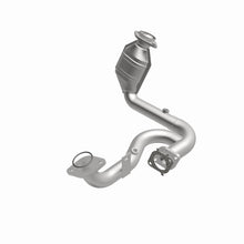 Load image into Gallery viewer, MagnaFlow Direct Fit Catalytic Converter 04-05 Taurus/Sable 3.0L - 452925