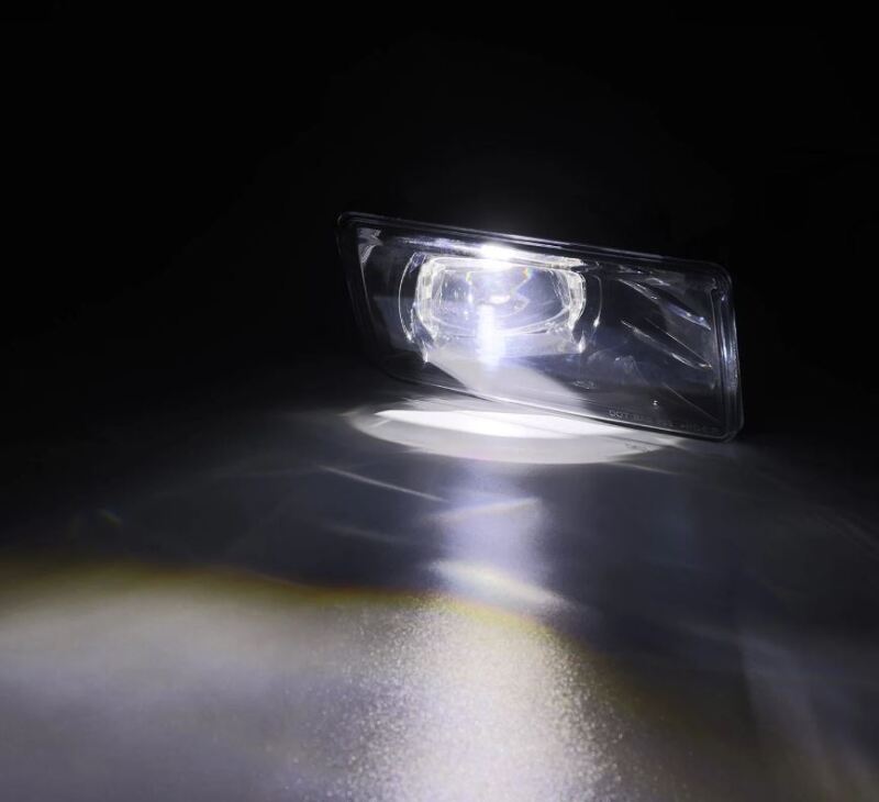 AlphaRex 07-13 Chevrolet Silverado/04-17 Tahoe DoubleTap Dual Color LED Proj Fog Lights - Wt/Ambr - 210008
