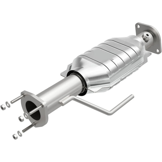 MagnaFlow Direct Fit Catalytic Converter 00-04 Jeep Wrangler 4.0L Rear/2.4L/2.5L - 23297