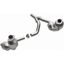 Load image into Gallery viewer, MagnaFlow Direct Fit Catalytic Converter 07-09 Jeep Wrangler 3.8L - 5582689